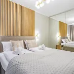 Apartament Invest - Z Prywatnym Jacuzzi I Sauna- Obroncow Pokoju 5 Szklarska Poręba