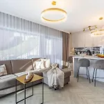 Apartament Invest - Z Prywatnym Jacuzzi I Sauna- Obroncow Pokoju 5 Szklarska Poręba