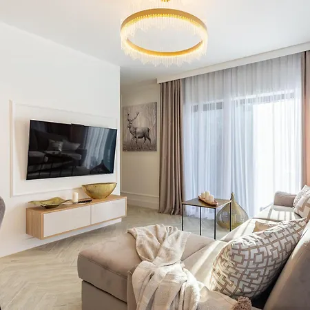 Invest - Z Prywatnym Jacuzzi I Sauną- Obrońców Pokoju 5 Apartament Szklarska Poręba